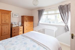 Bedroom - click for photo gallery